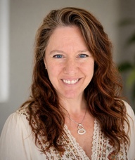 Book an Appointment with Julie Stevens for Psychotherapy and Counselling