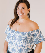 Book an Appointment with Dr. Jessica Santos for Chiropractic