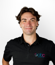 Book an Appointment with Antoine Girard for Ostéopathie