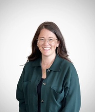 Book an Appointment with Dr. Elisabeth Pang for Chiropractic