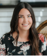 Book an Appointment with Laura McLaughlin at Edmonton