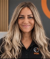 Book an Appointment with Chloe Chapman at Metrotown - Burnaby