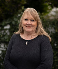 Book an Appointment with Lynn Murray for Biblical Counselling