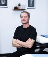 Book an Appointment with Doug Hewer at Spectrum Country Hills Physiotherapy