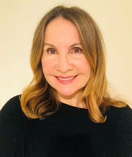 Book an Appointment with karin francis for DIscovery Call - Is therapy is for you