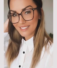 Book an Appointment with Chelsey Petruik for Free Consultation Calls