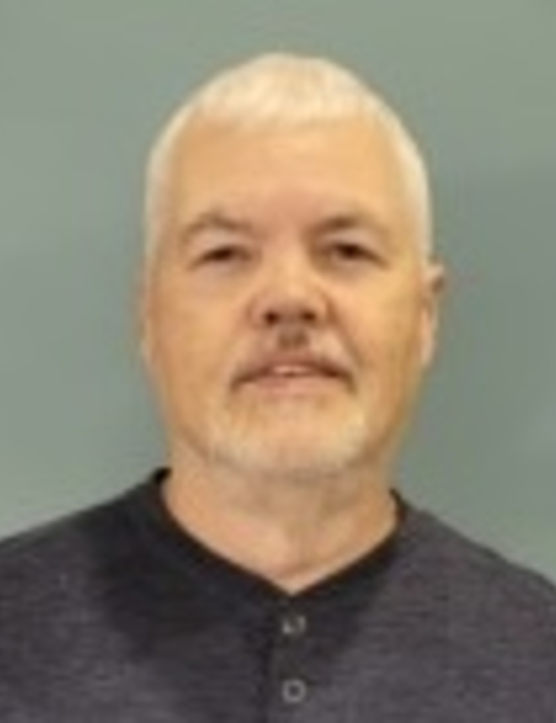 Lyle Dennis