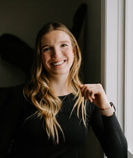 Book an Appointment with Maddie Murphy for Fascial Stretch Therapy