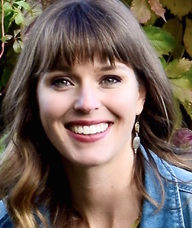 Book an Appointment with Desirae Brown for Client Consultation