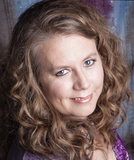 Book an Appointment with Lareina Dibben for Client Consultation